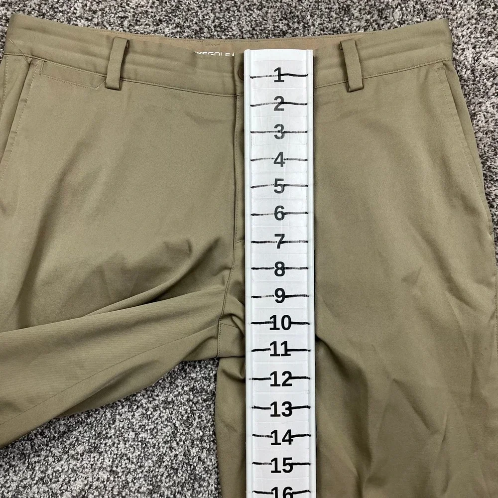 Nike Golf Dri Fit Mens 32X32 Tan Flat Front Chino Golf Pants Size Medium